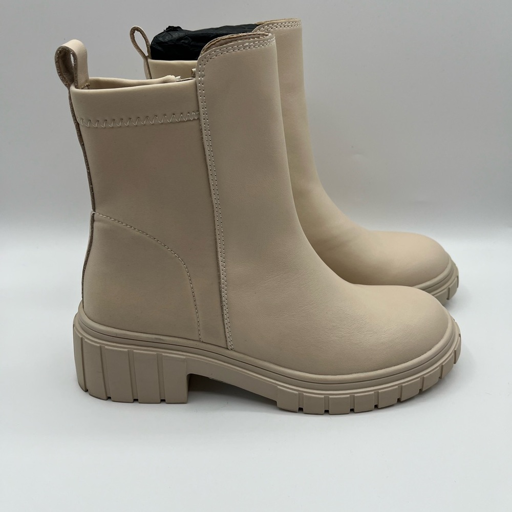Aqua College Pronto Waterproof Lug sole Booties